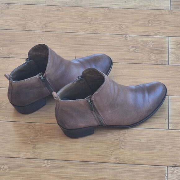 LUCKY BRAND BASEL BOOTIES 7.5 Burnished Brown Leather - Picture 2 of 14